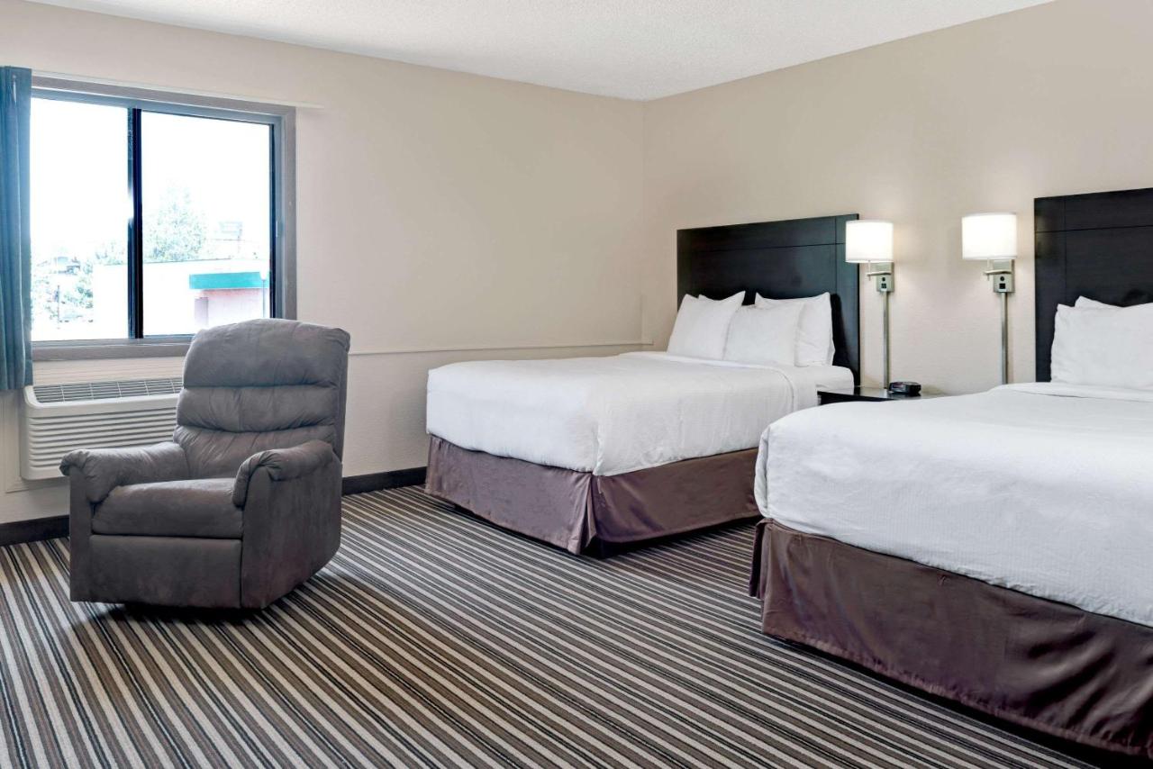  | Super 8 by Wyndham Omaha I-80 West