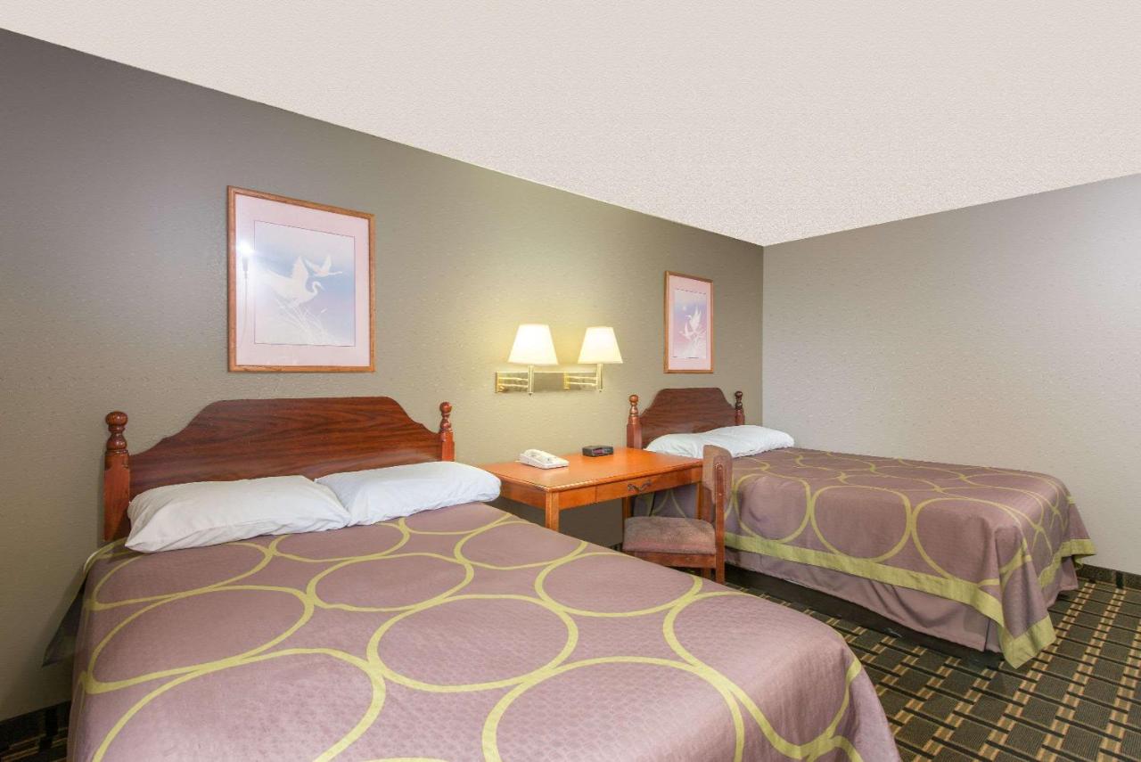  | Super 8 by Wyndham Youngstown/Austintown