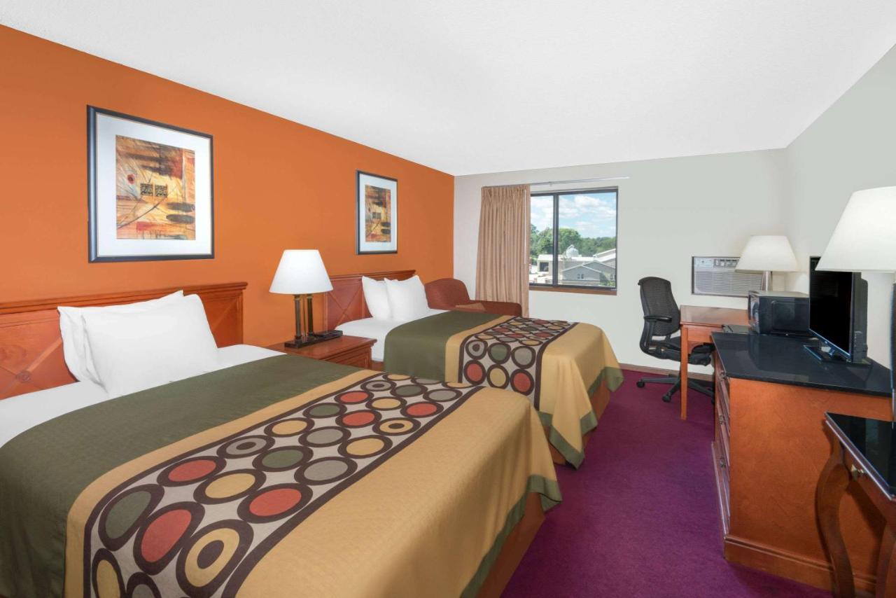  | Super 8 by Wyndham Algona