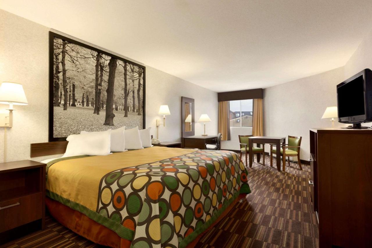  | Super 8 by Wyndham West Springfield/Route 5