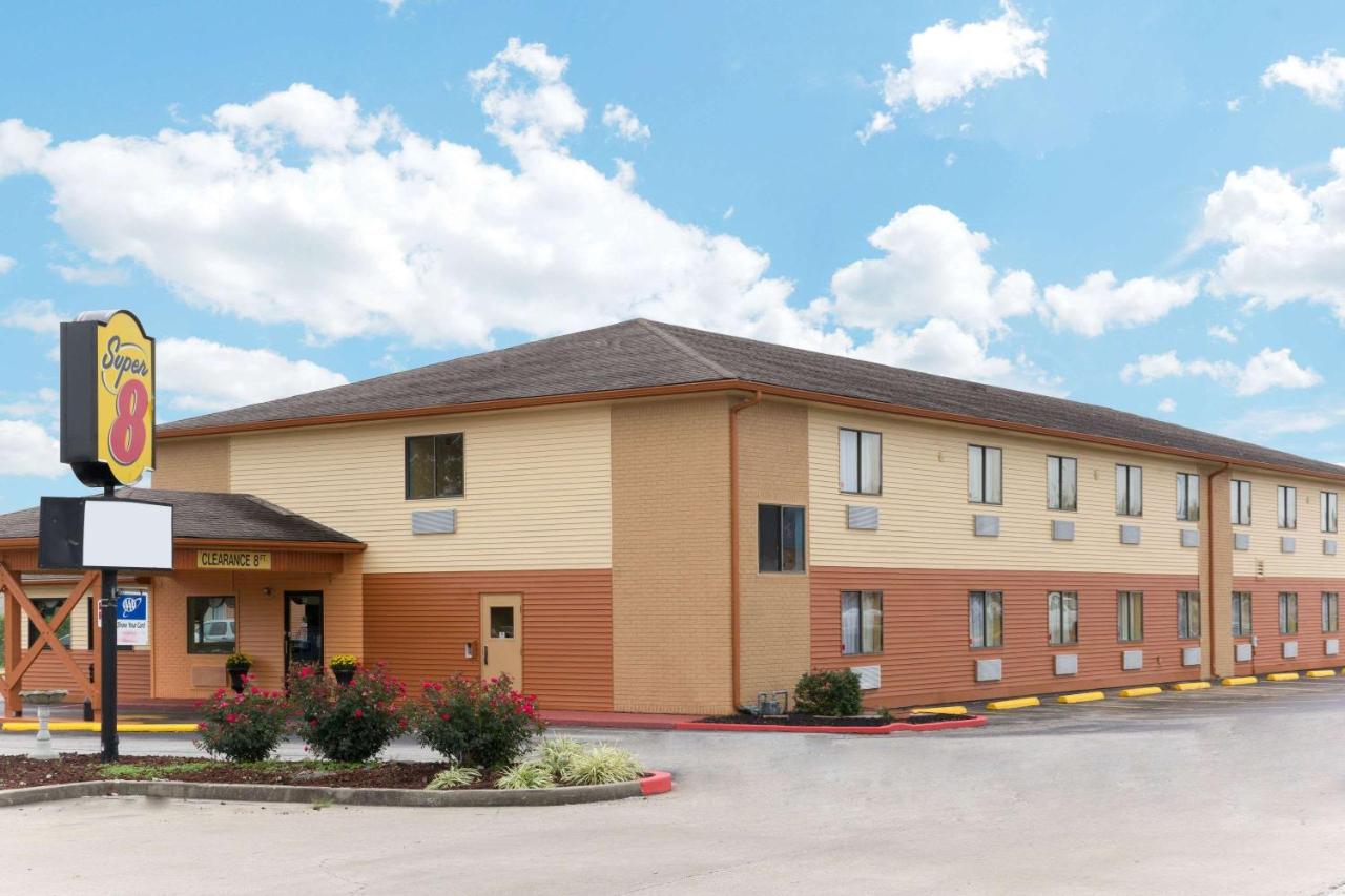  | Super 8 by Wyndham Richmond