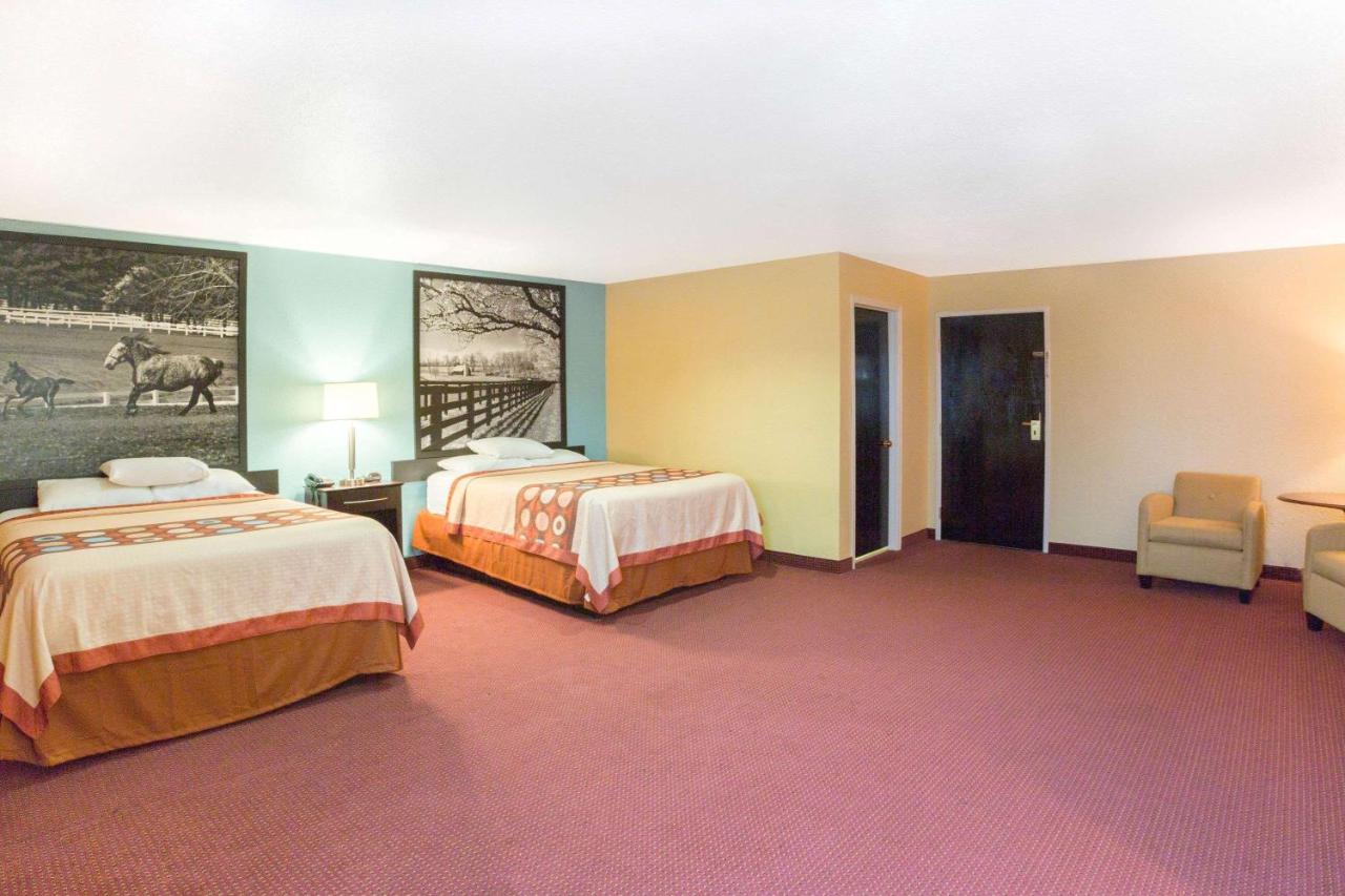  | Super 8 by Wyndham Richmond