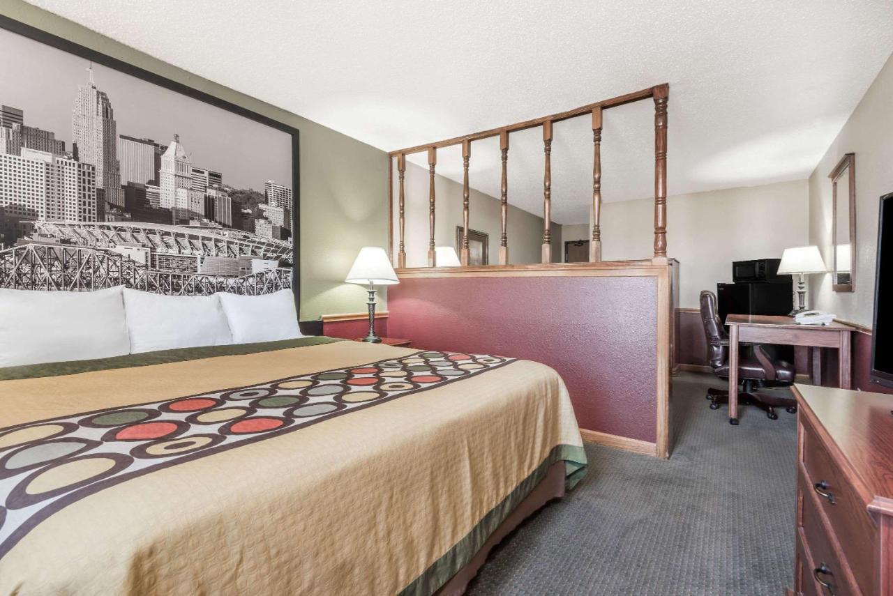 King Studio Suite - Non-Smoking at Super 8 by Wyndham Maysville KY