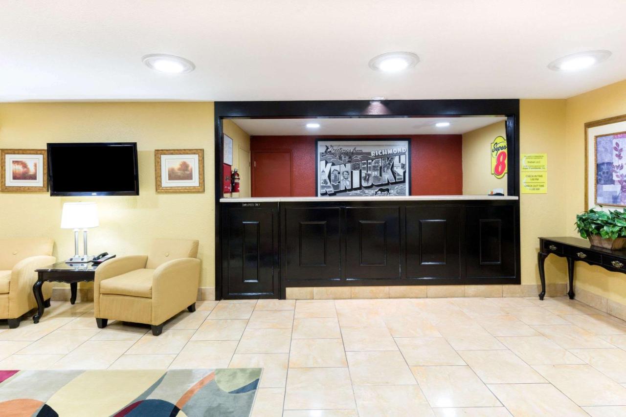  | Super 8 by Wyndham Richmond