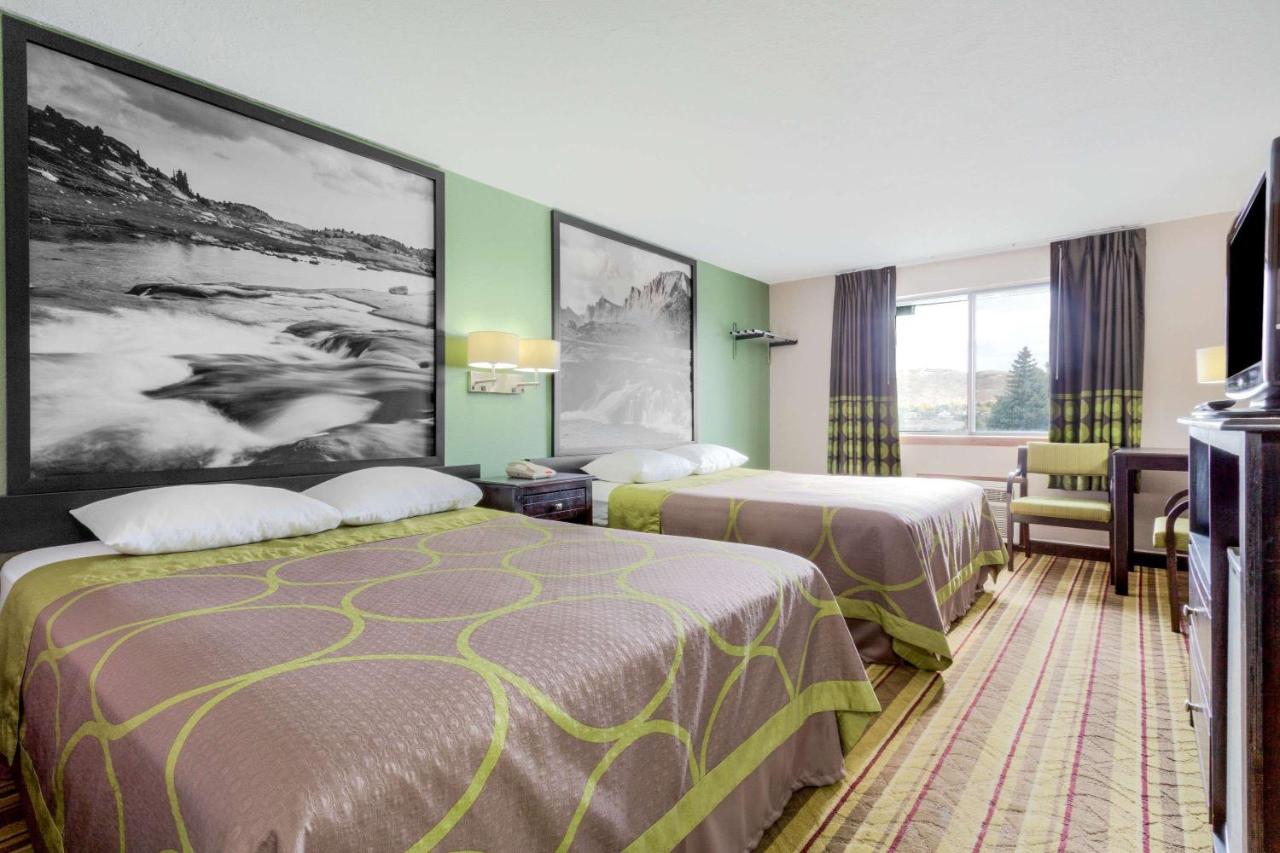 Queen Room with Two Queen Beds - Non-Smoking at Super 8 by Wyndham Green River