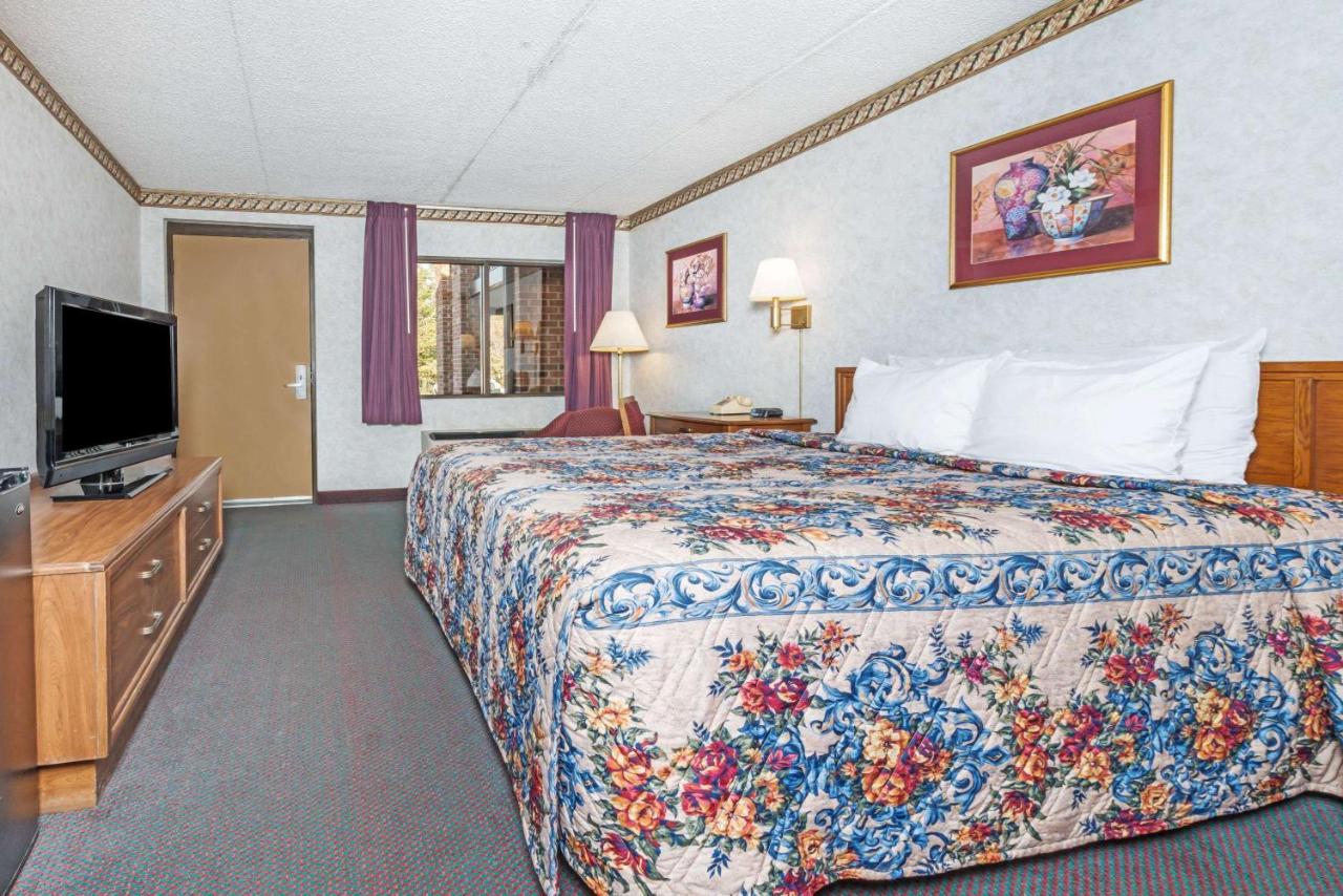 | Days Inn by Wyndham New Market