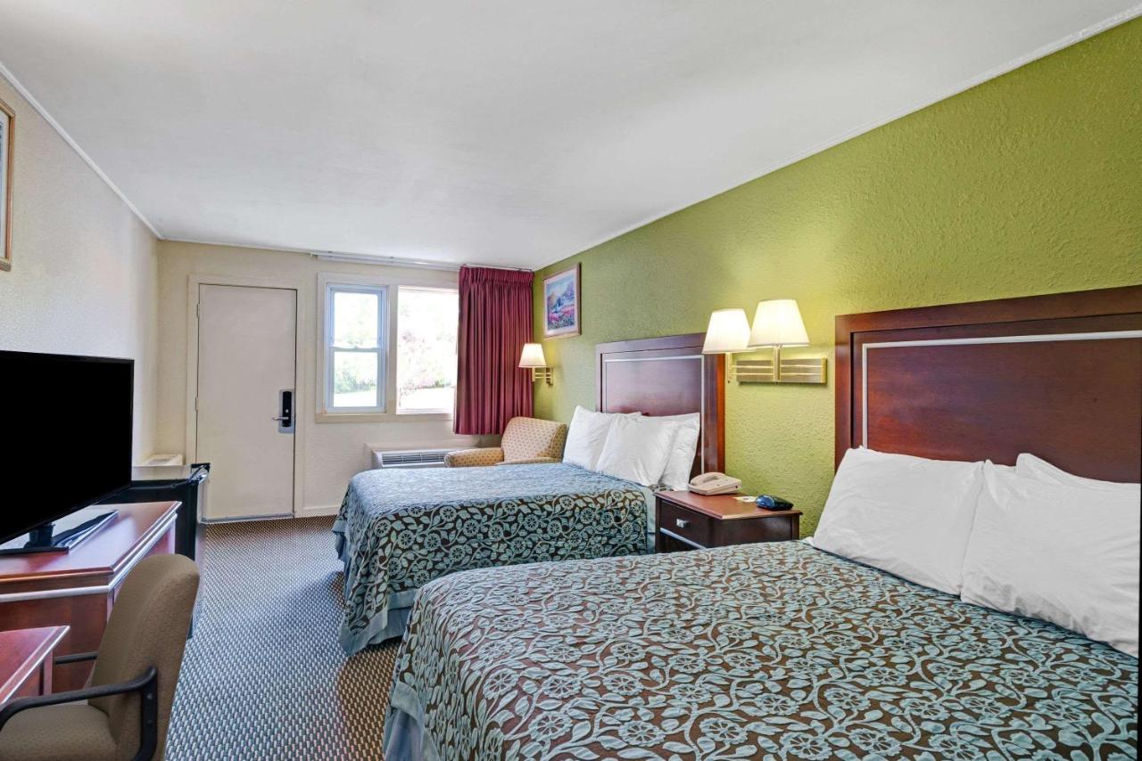 | Days Inn by Wyndham Kittery