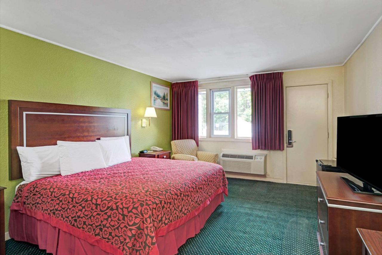 | Days Inn by Wyndham Kittery