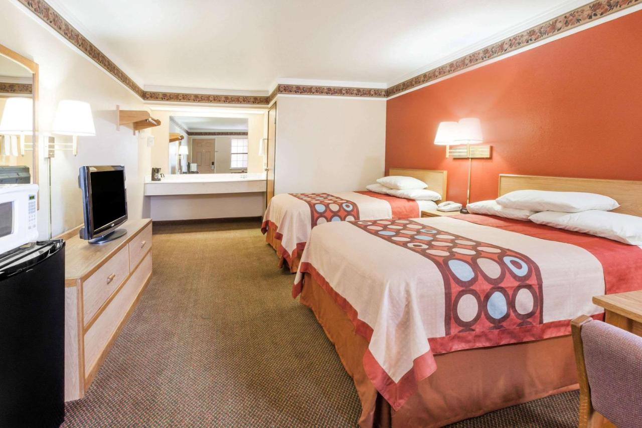  | Super 8 by Wyndham Mount Vernon