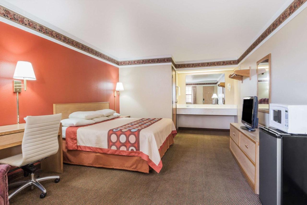  | Super 8 by Wyndham Mount Vernon