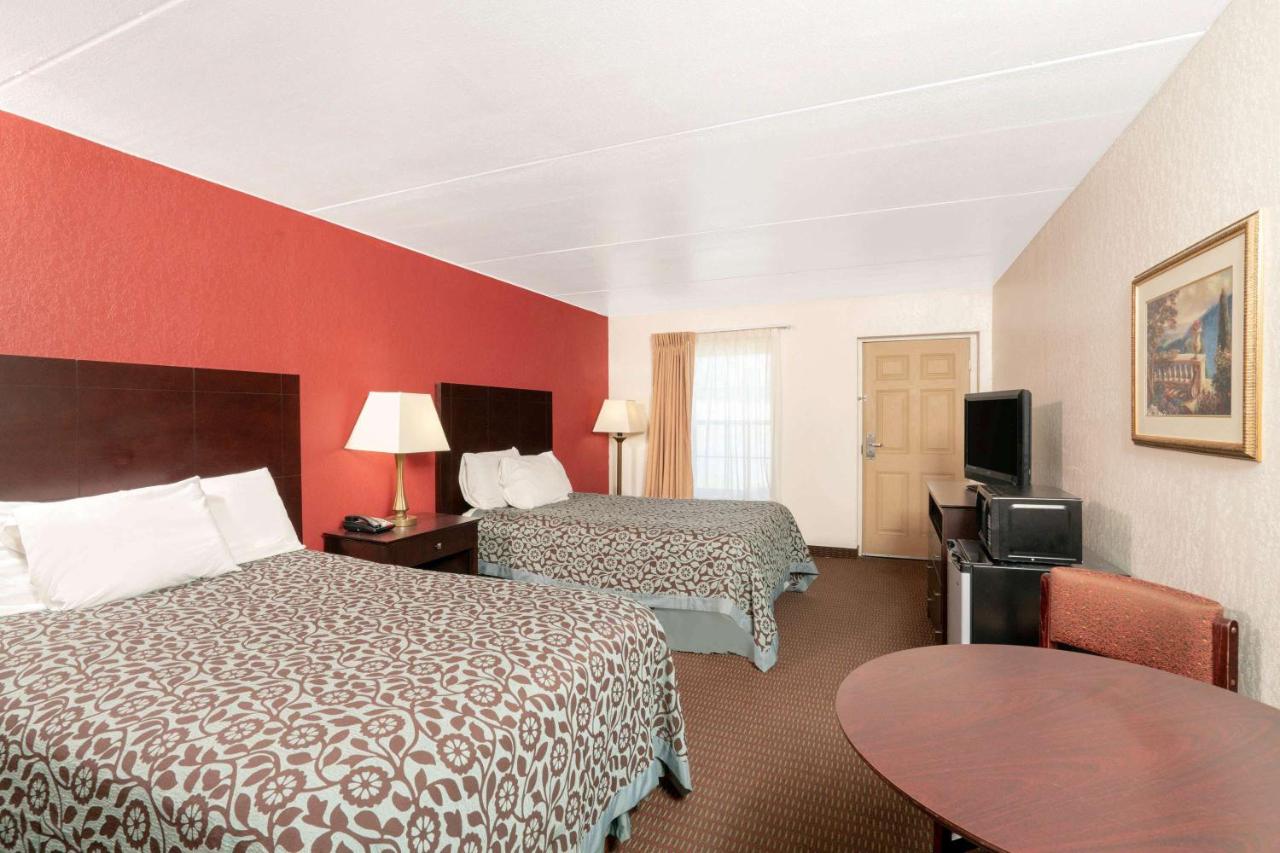 Double Room with Two Double Beds - Non-Smoking at Days Inn by Wyndham Cave City