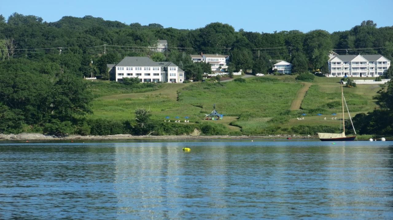 | Strawberry Hill Seaside Inn