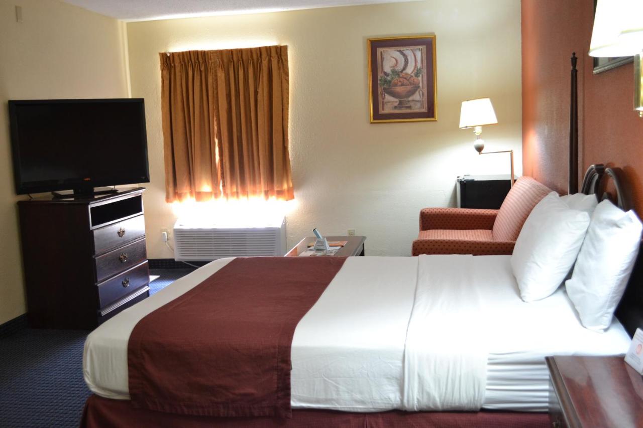 | Red Carpet Inn Newark - Irvington NJ