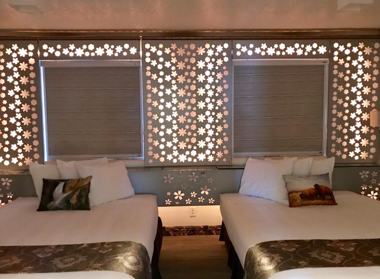 Suite with Lake View at Lake View Suites