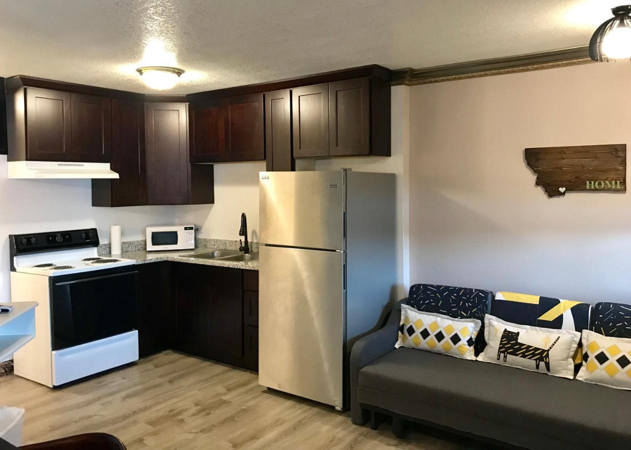 Suite with Lake View at Lake View Suites
