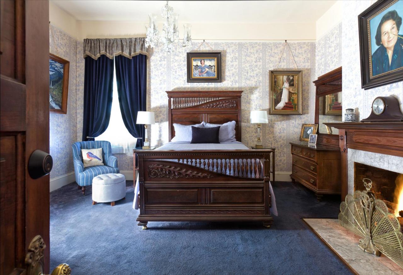| The Reynolds Mansion