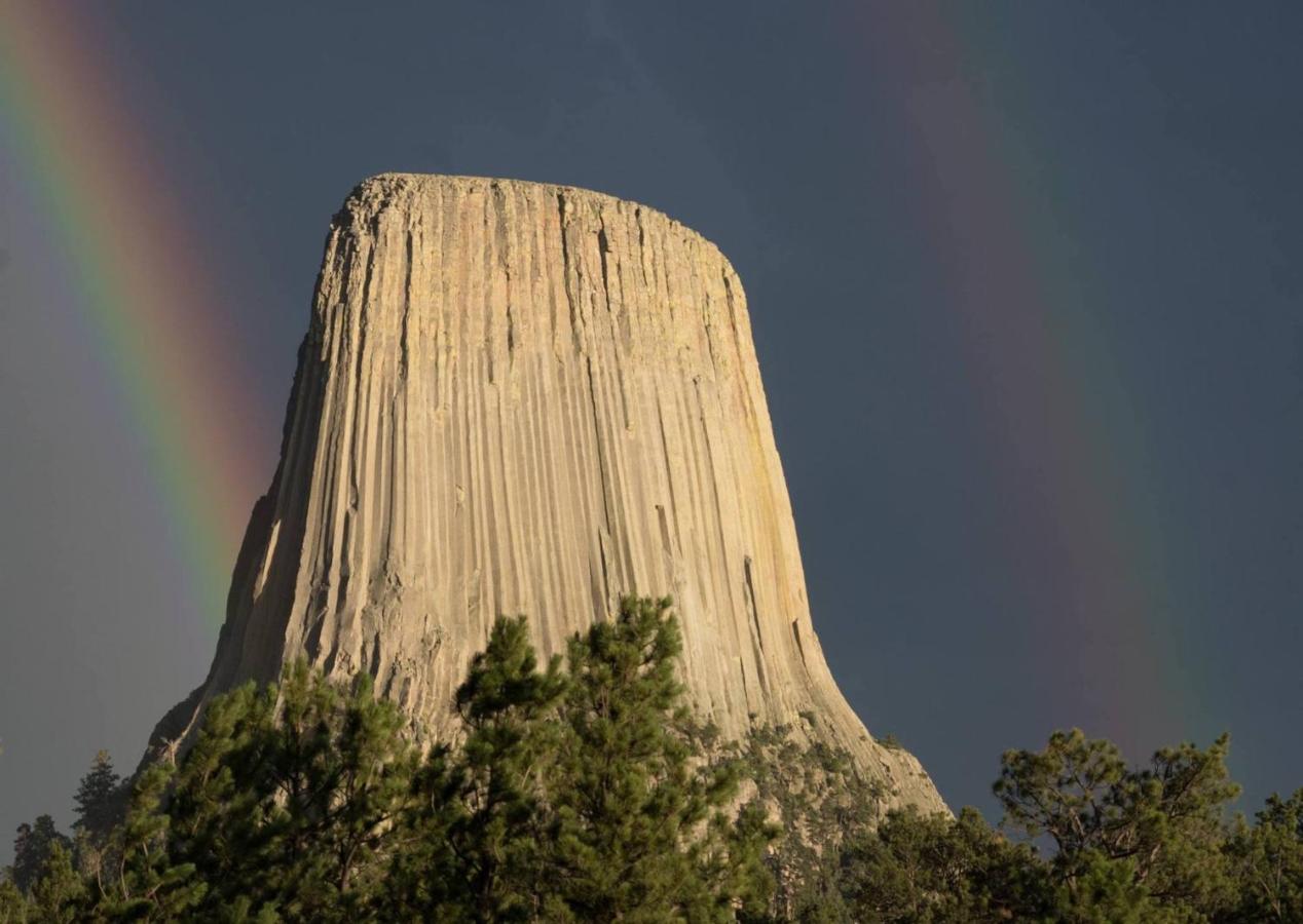 | Devils Tower Lodge