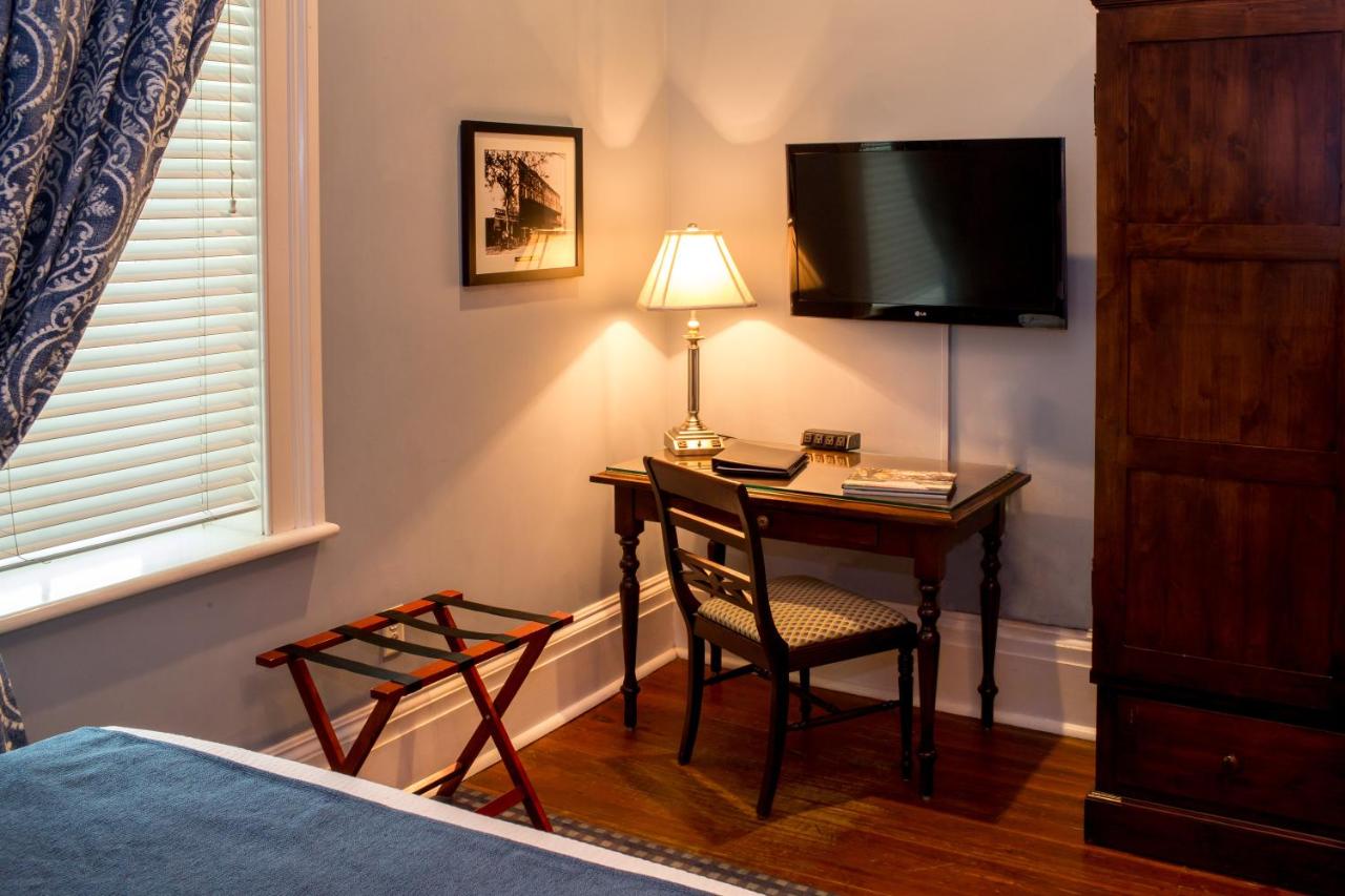 Superior Queen Room with Two Queen Beds at The Marshall House, Historic Inns of Savannah
