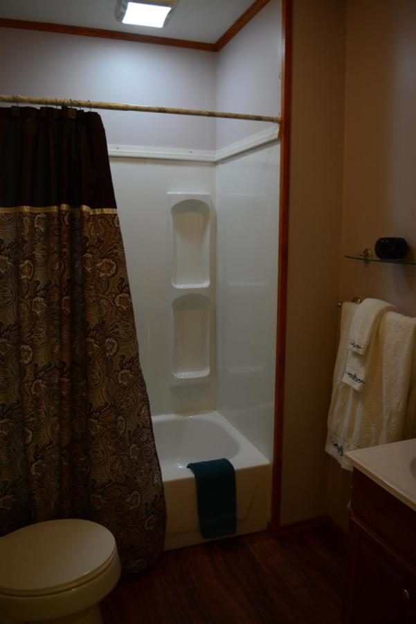 | A Hyde Away Inn B&B