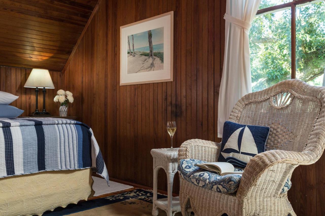 | Magnolia Springs Bed and Breakfast