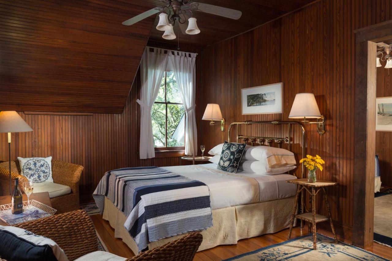 | Magnolia Springs Bed and Breakfast