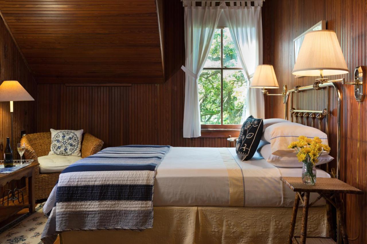| Magnolia Springs Bed and Breakfast