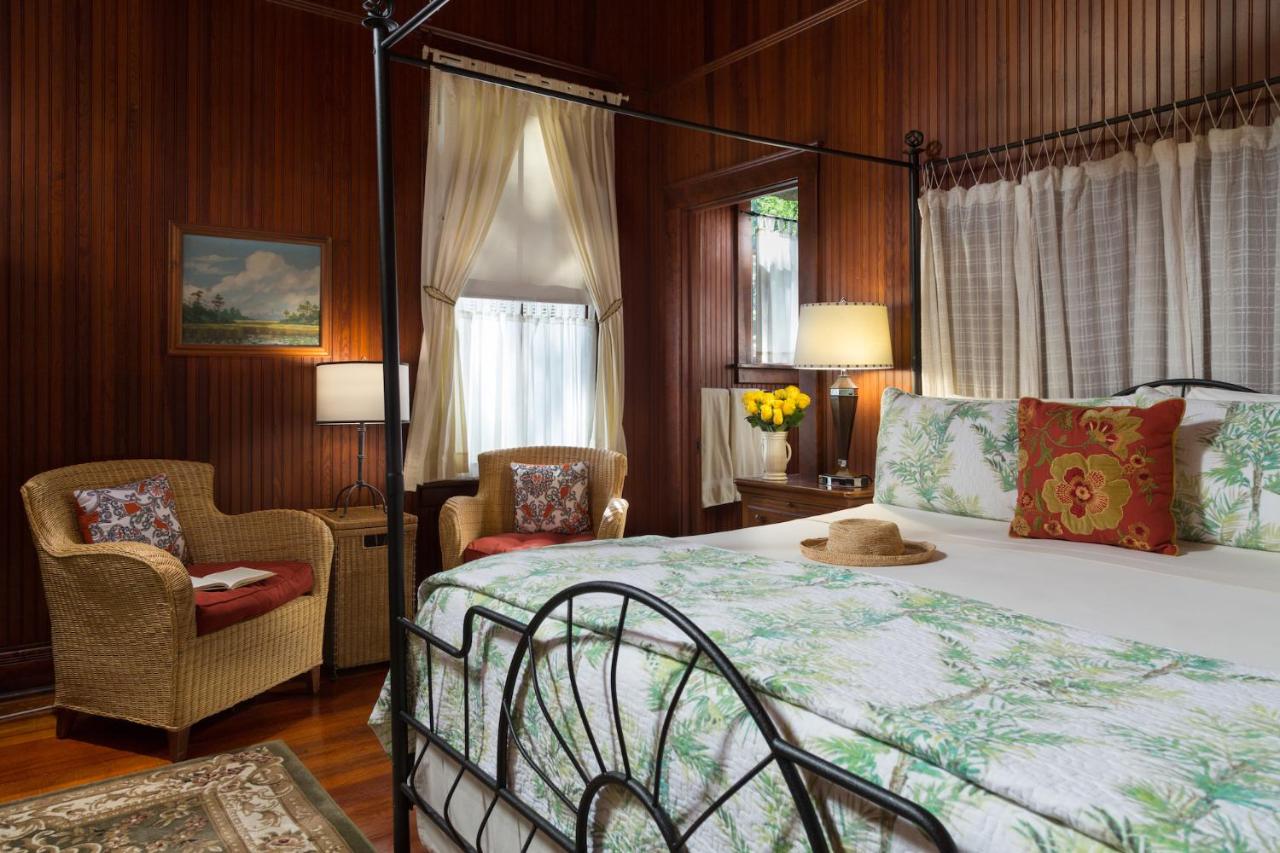 | Magnolia Springs Bed and Breakfast