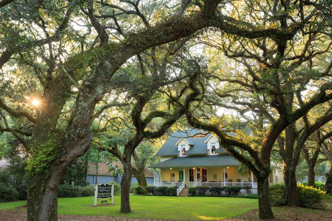 | Magnolia Springs Bed and Breakfast