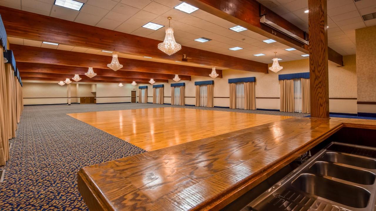| Best Western Plus Flathead Lake Inn And Suites