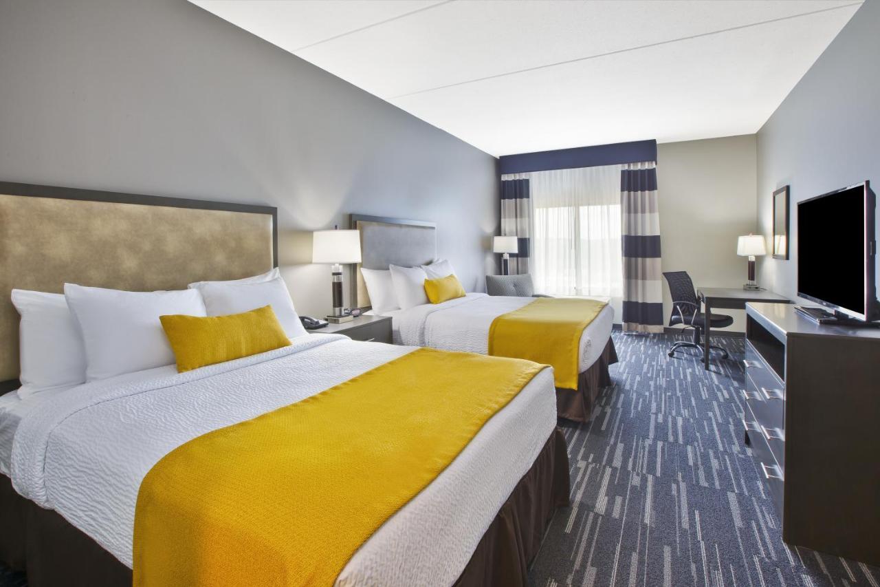 | Best Western Plus Cranberry-Pittsburgh North