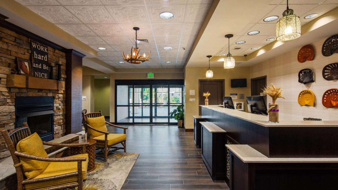 | Best Western Plus Dayton Hotel & Suites