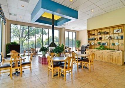 | Days Inn by Wyndham St George