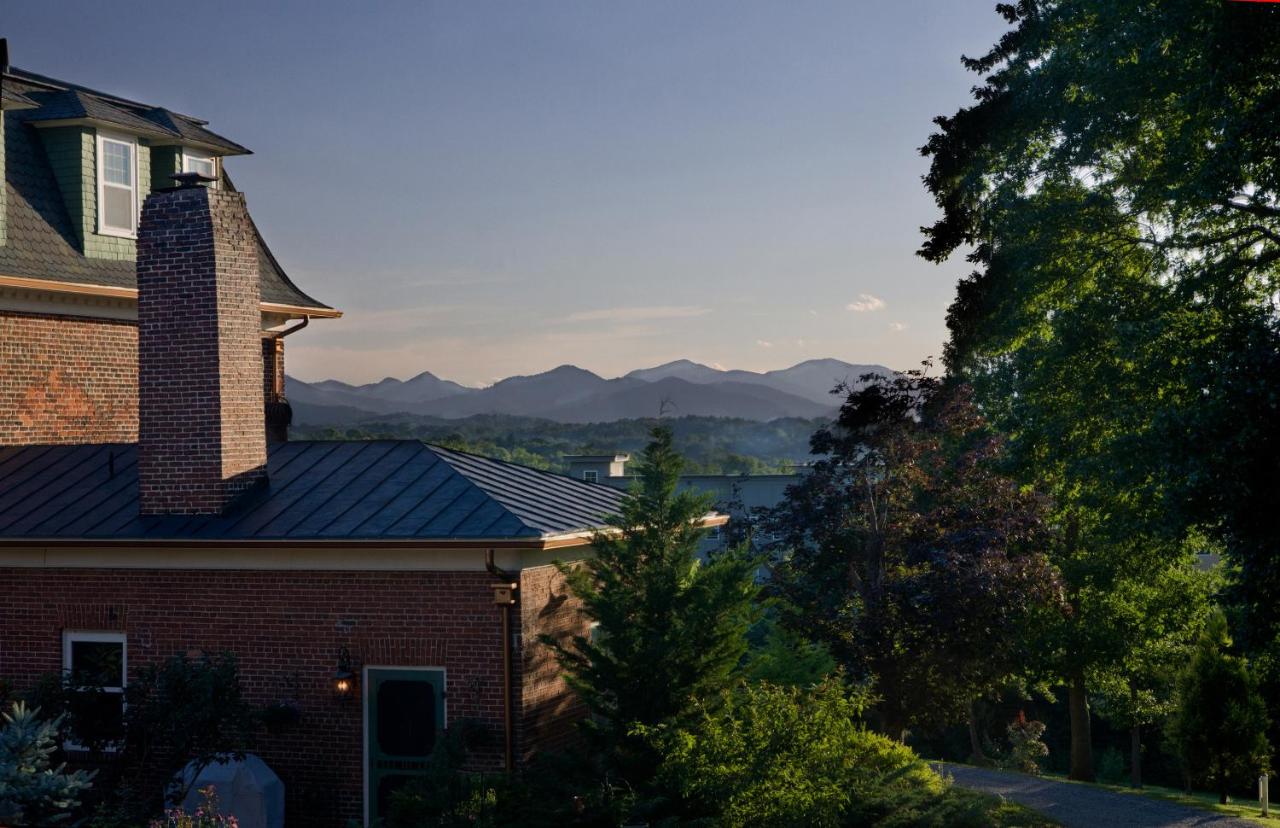  | The Reynolds Mansion