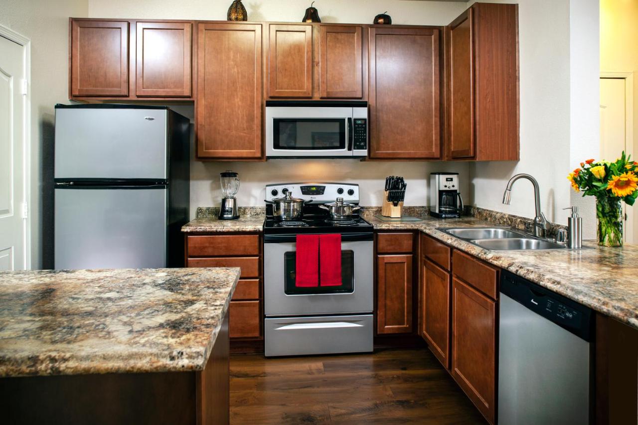 | Luxury Condos by Meridian CondoResorts- Scottsdale