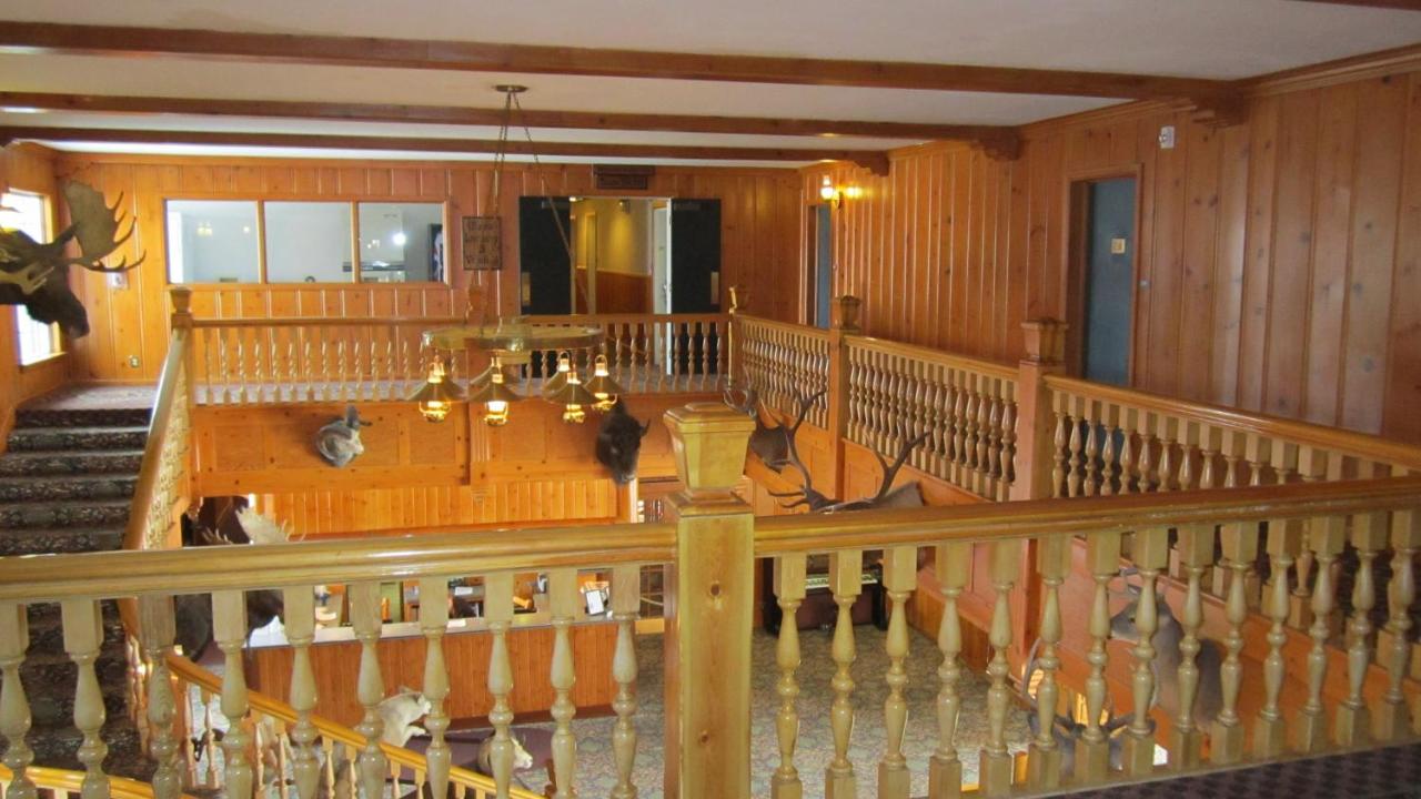 | Stage Coach Inn