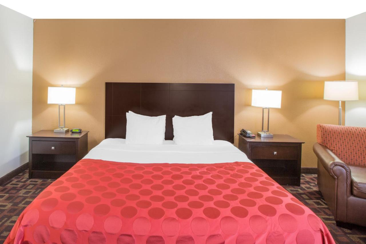 King Room - Mobility Access/Non-Smoking at Ramada by Wyndham Tulsa