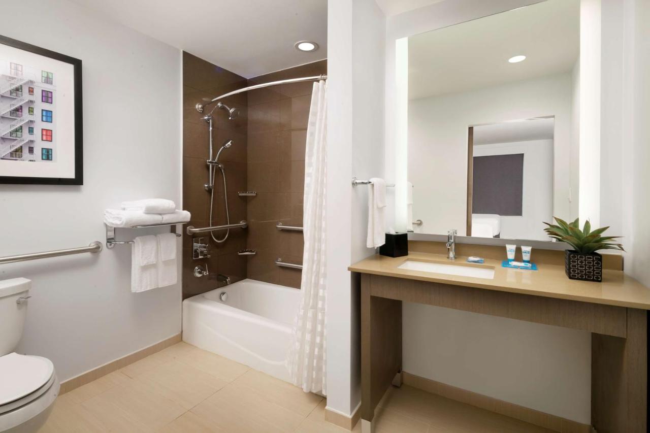 One-Bedroom Queen Room with Two Queen Beds and Tub - Accessible at Hyatt House Dallas/Frisco
