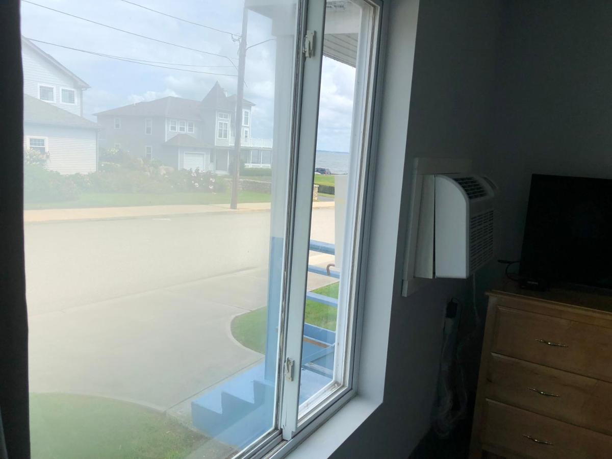Partial Ocean View with 2 Queen Beds at Atlantic House