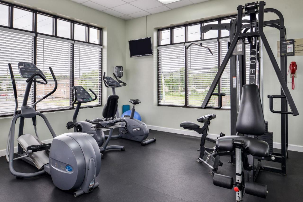 | Best Western Plus Holiday Sands Inn & Suites
