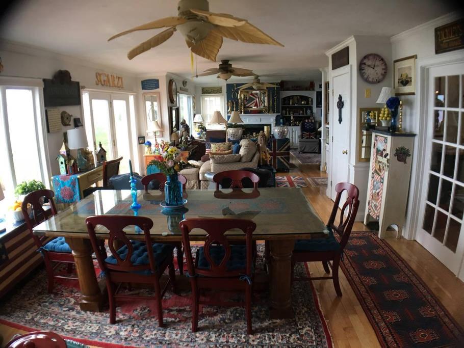 | Inn 38 Oak Bluff Circle