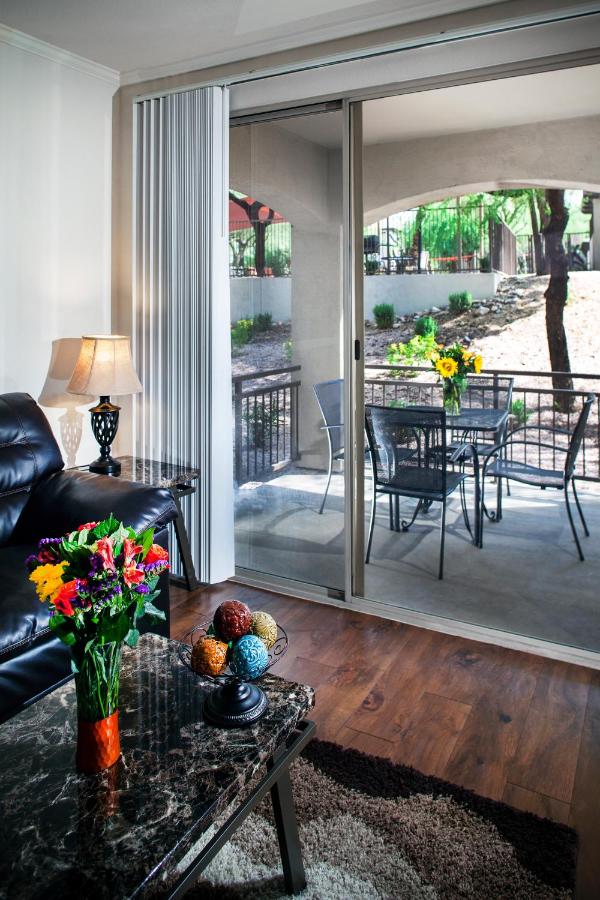 | Luxury Condos by Meridian CondoResorts- Scottsdale
