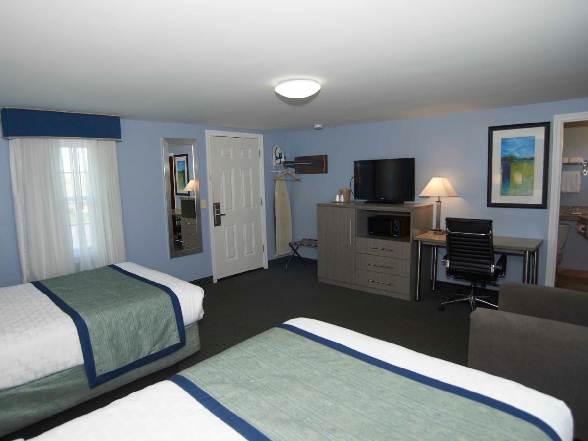 Standard Room at Sandwich Lodge & Resort