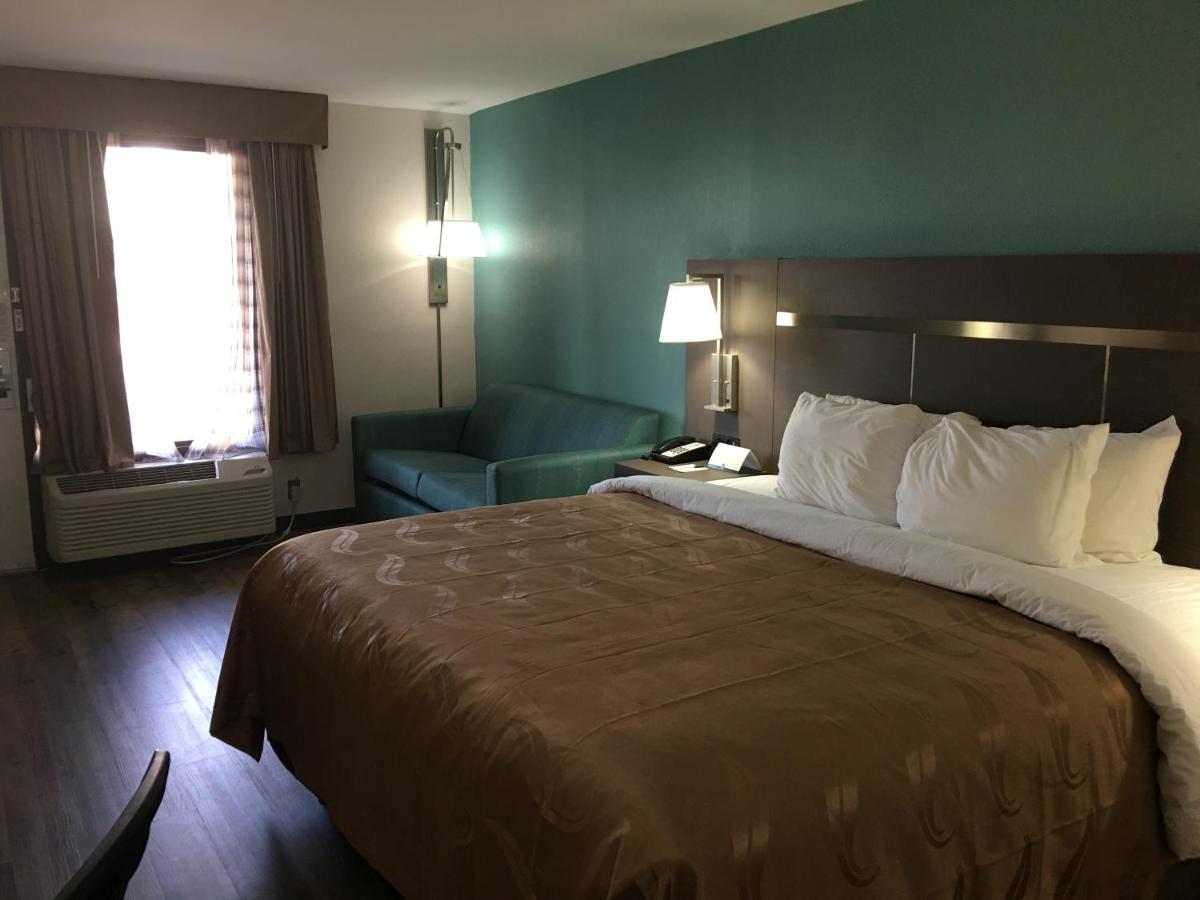 King Room with Sofa-Bed - Non-Smoking at Quality Inn Greenville near University