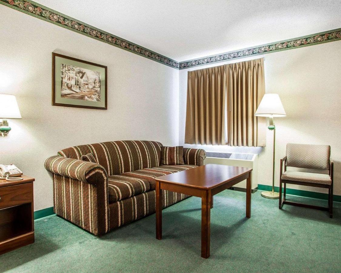 | Quality Inn Midway