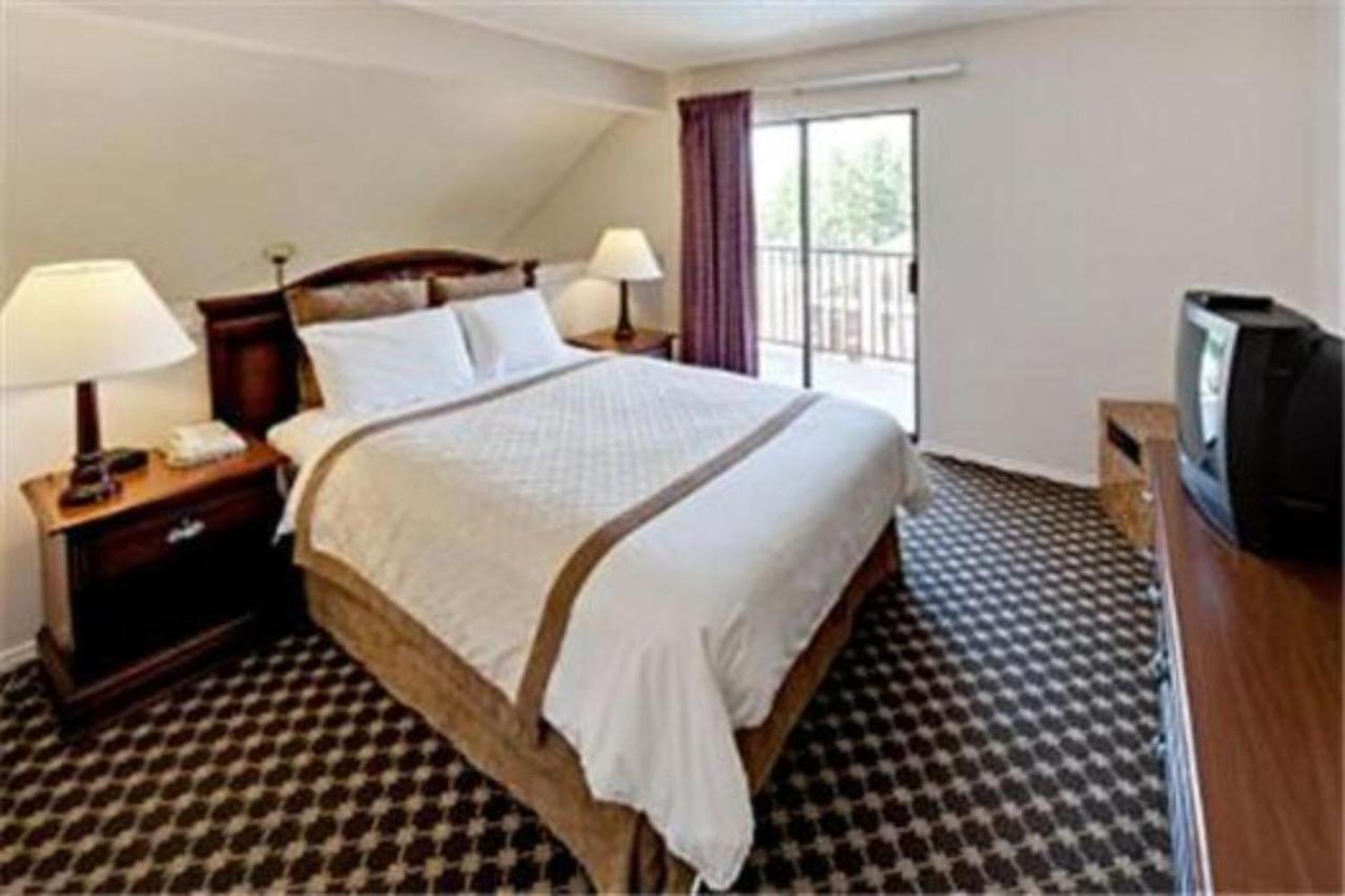 | Hawthorn Suites Dallas Love Field
