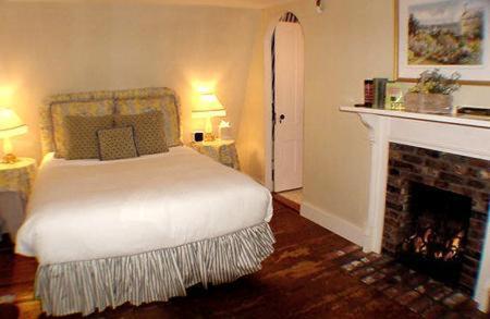  | Clarkeston Inn