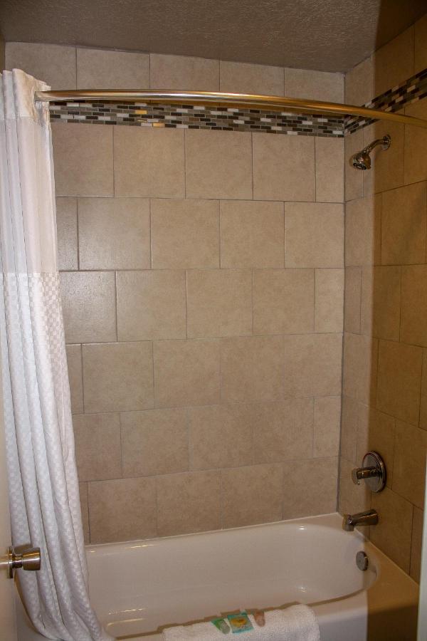 | Rayburn Inn