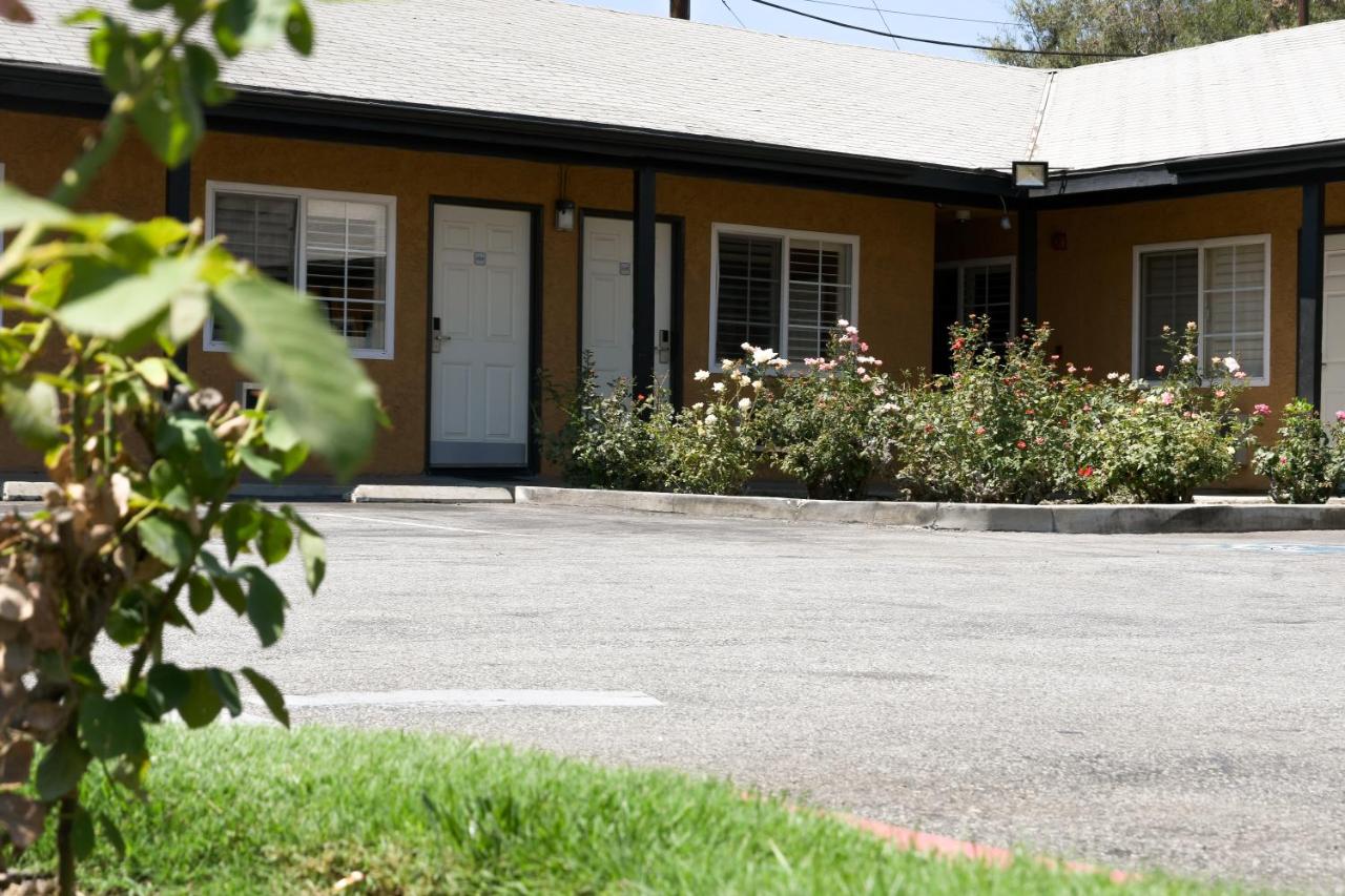 | Covina Motel