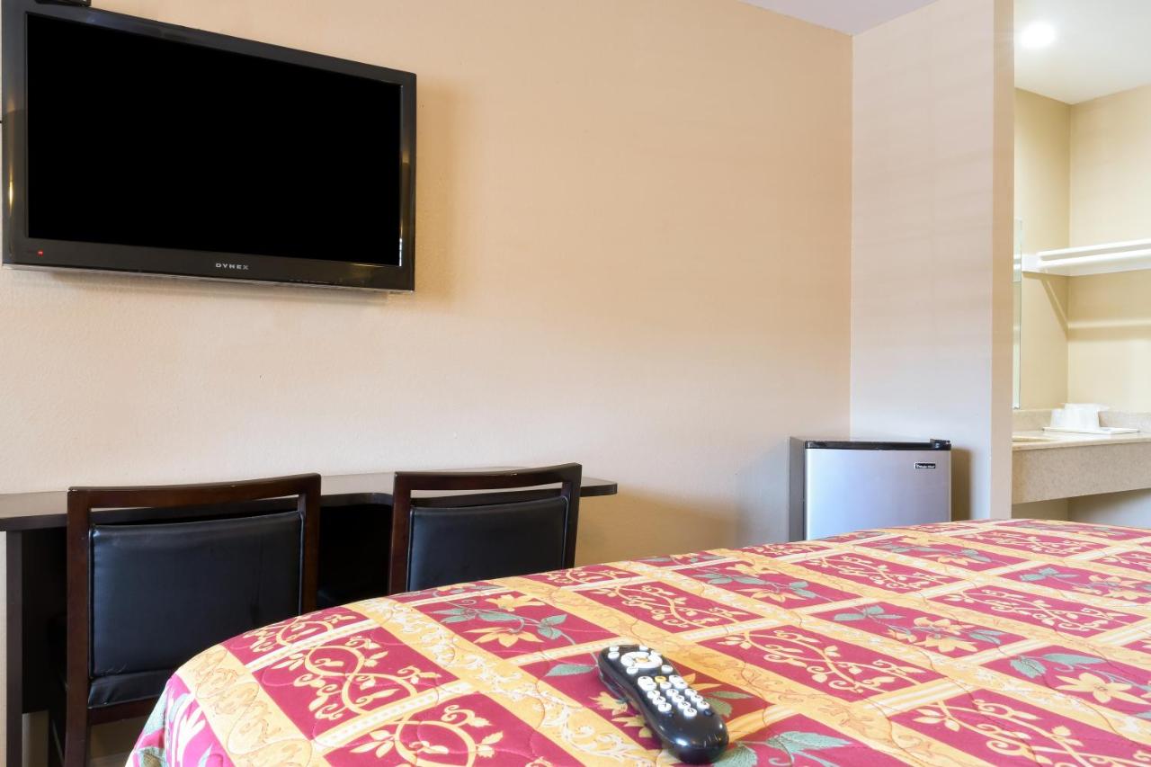 | Covina Motel