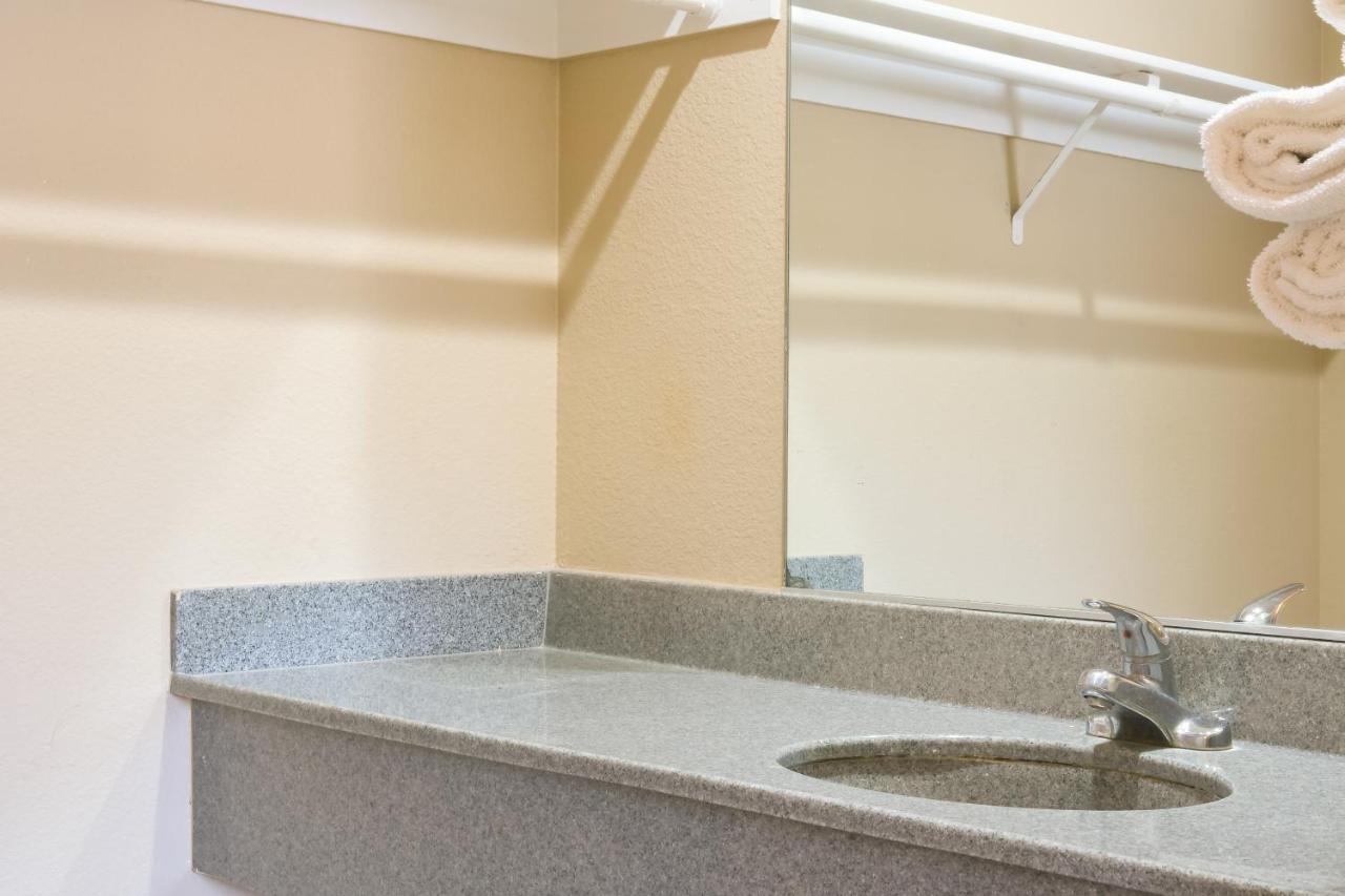 | Covina Motel